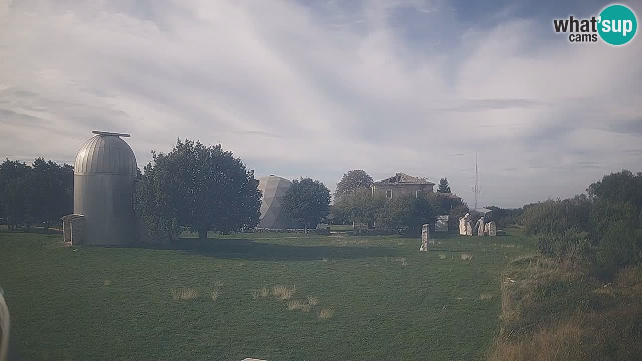 Višnjan Observatory Live Webcam – Explore the Sky, Asteroids, Comets, and Meteoroids