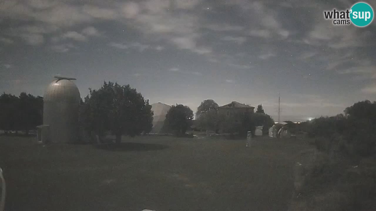 Višnjan Observatory Live Webcam – Explore the Sky, Asteroids, Comets, and Meteoroids