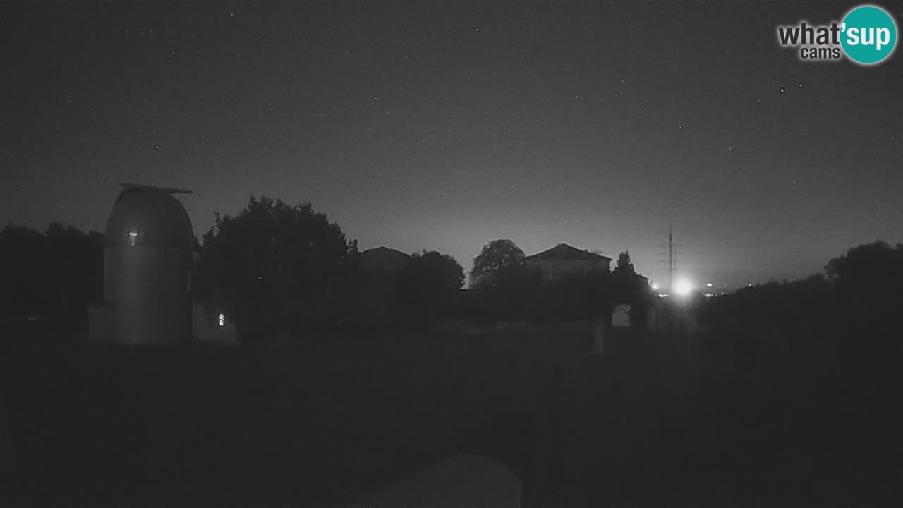 Višnjan Observatory Live Webcam – Explore the Sky, Asteroids, Comets, and Meteoroids
