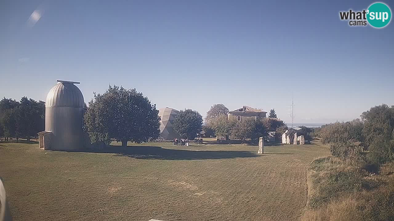 Višnjan Observatory Live Webcam – Explore the Sky, Asteroids, Comets, and Meteoroids