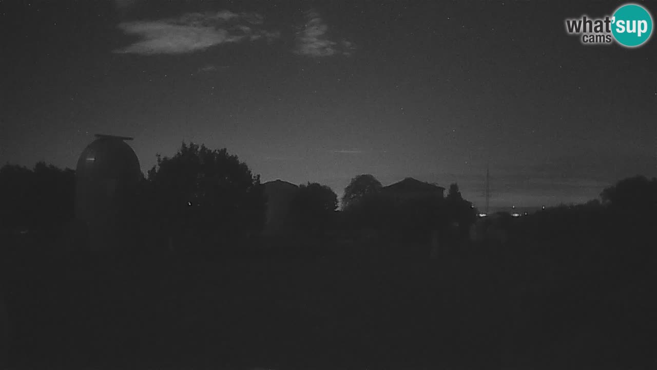 Višnjan-Observatorium Live Webcam – Explore the Sky, Asteroids, Comets, and Meteoroids