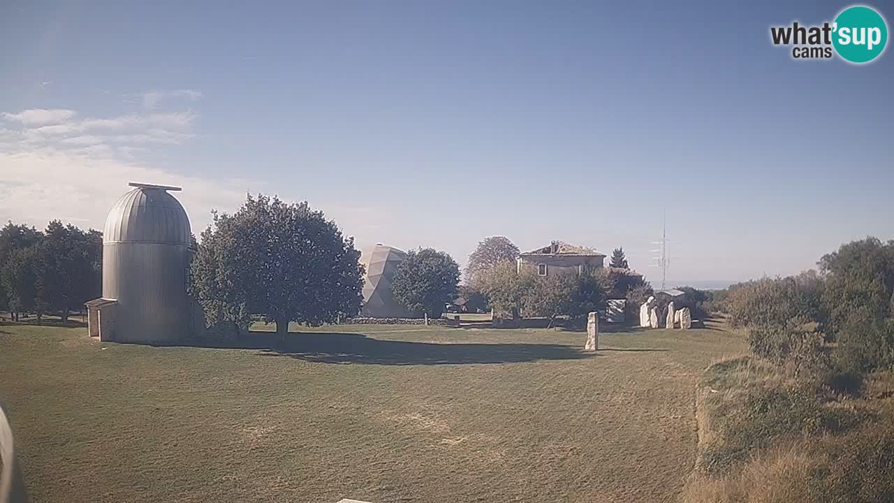 Višnjan Observatory Live Webcam – Explore the Sky, Asteroids, Comets, and Meteoroids