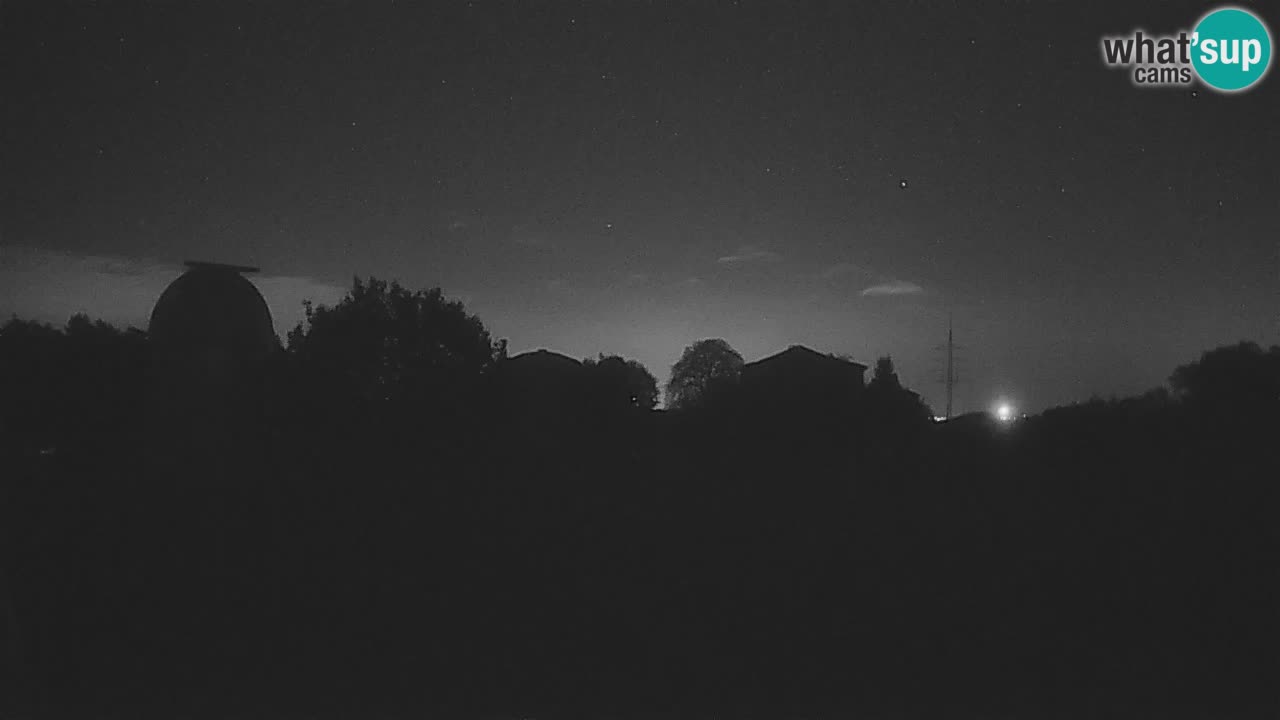 Višnjan-Observatorium Live Webcam – Explore the Sky, Asteroids, Comets, and Meteoroids