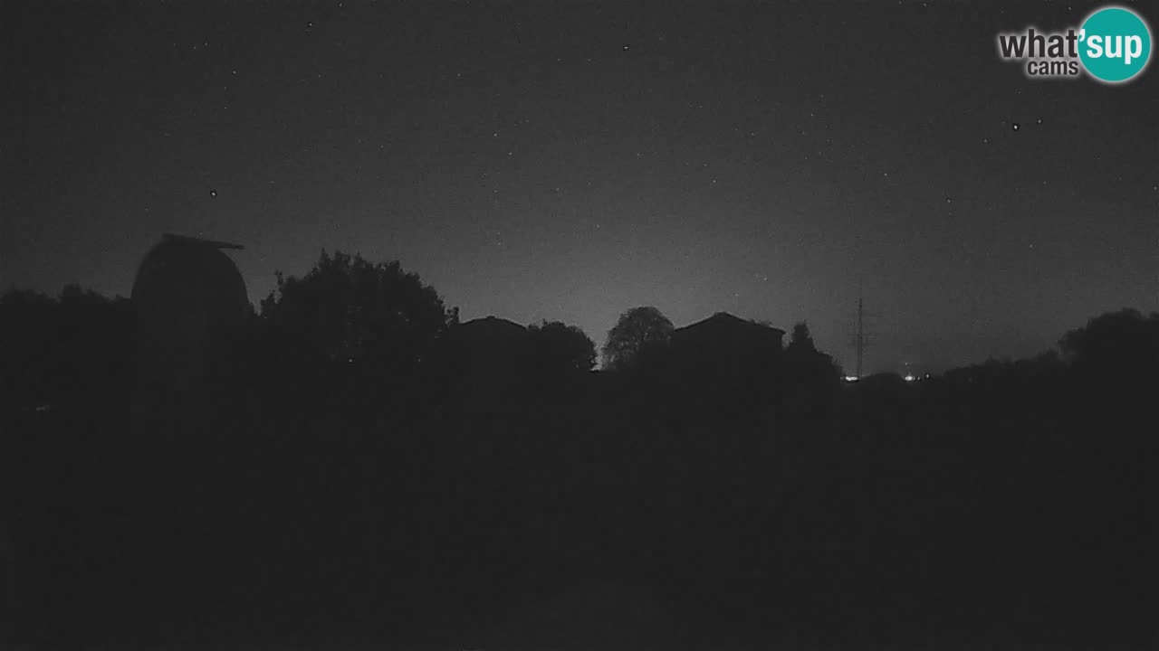 Observatorij Višnjan spletna kamera – Odkrivajte nebo, asteroide, komete in meteorite
