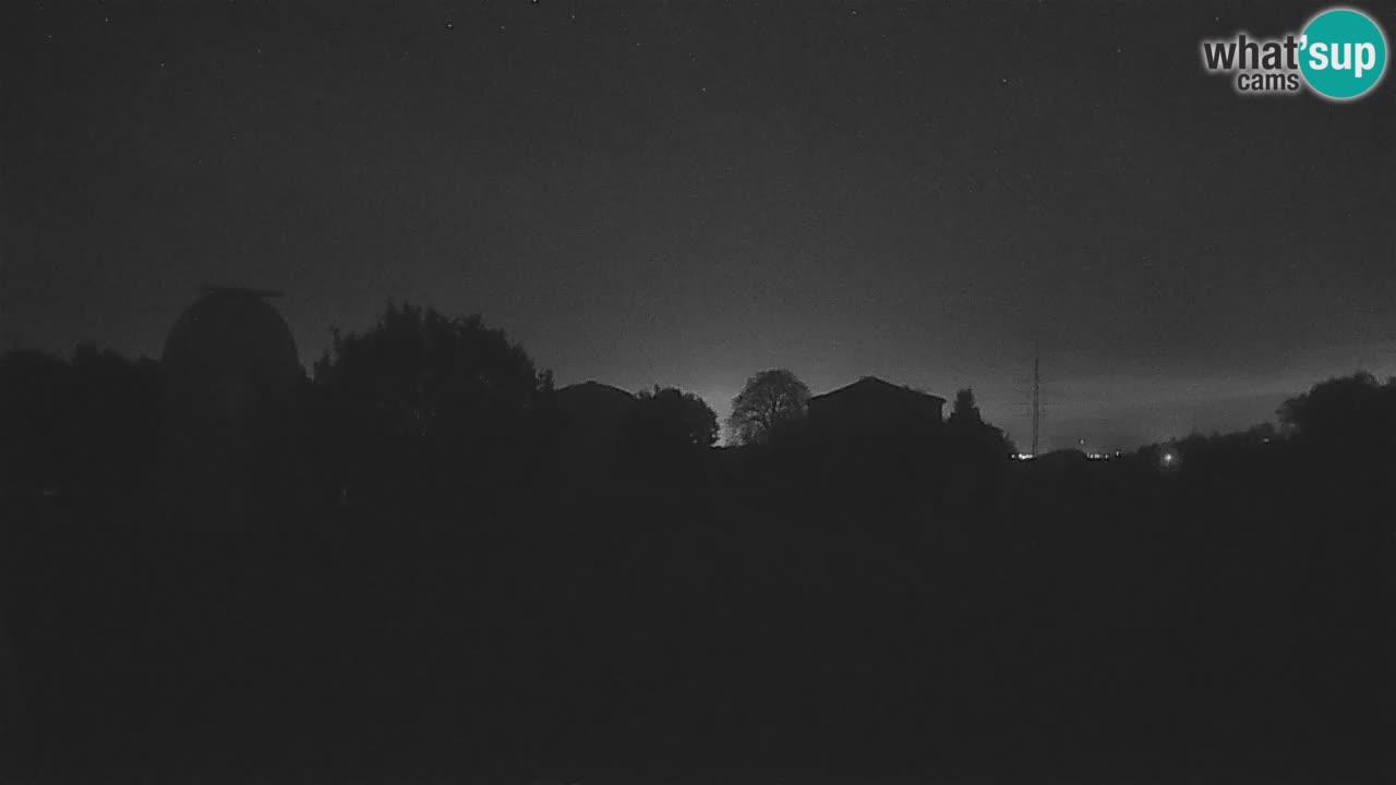 Webcam en direct de l’Observatoire de Višnjan – Explorez le ciel, les astéroïdes, les comètes et les météoroïdes