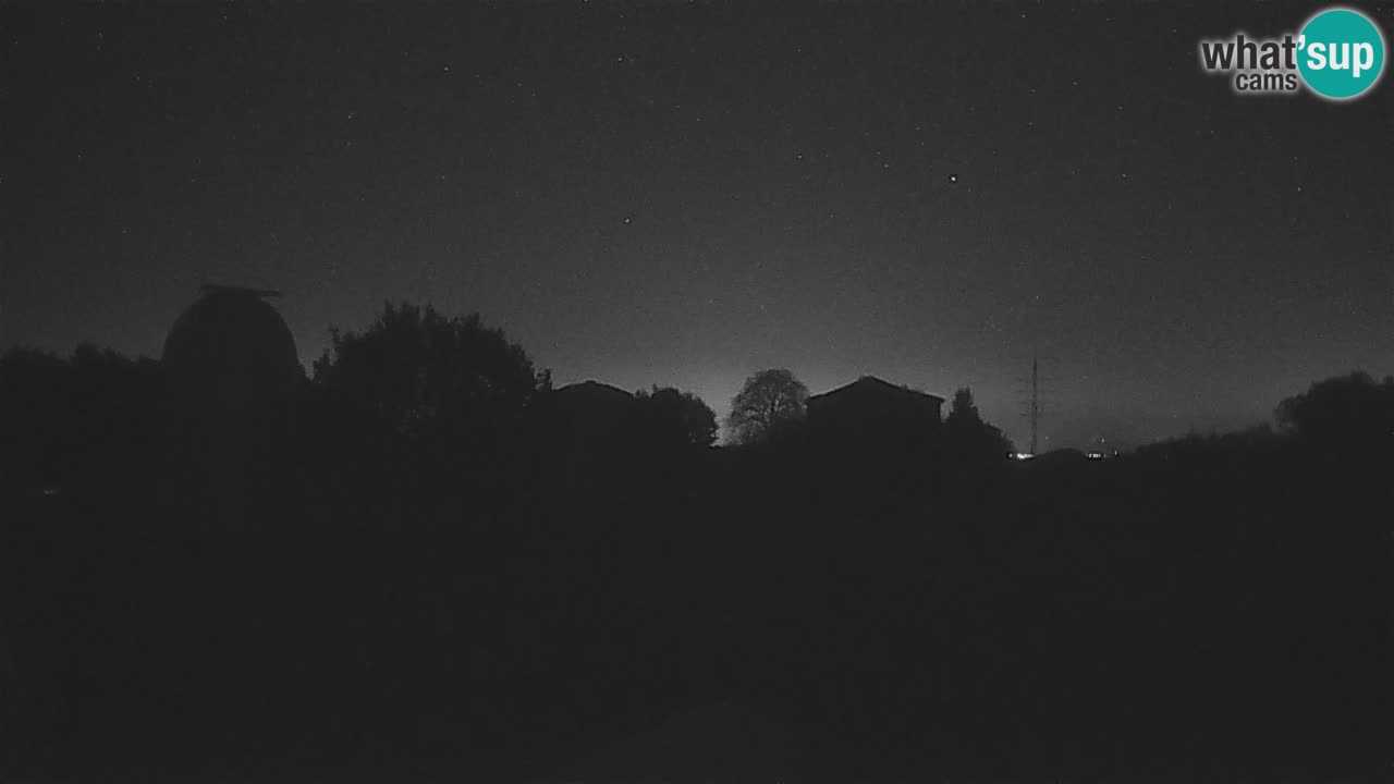 Višnjan Observatory Live Webcam – Explore the Sky, Asteroids, Comets, and Meteoroids