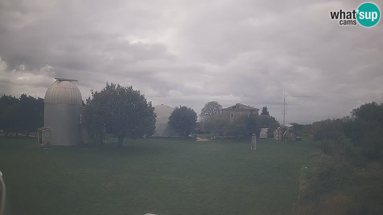 Višnjan Observatory Live Webcam – Explore the Sky, Asteroids, Comets, and Meteoroids