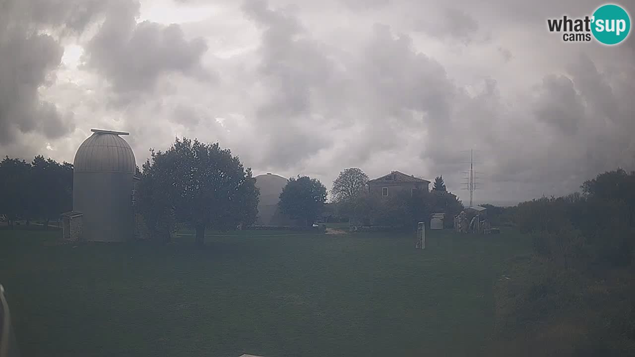 Višnjan Observatory Live Webcam – Explore the Sky, Asteroids, Comets, and Meteoroids