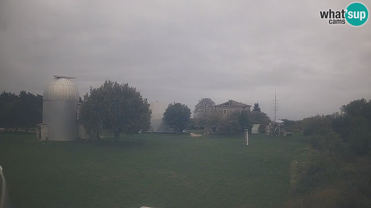 Observatorij Višnjan spletna kamera – Odkrivajte nebo, asteroide, komete in meteorite