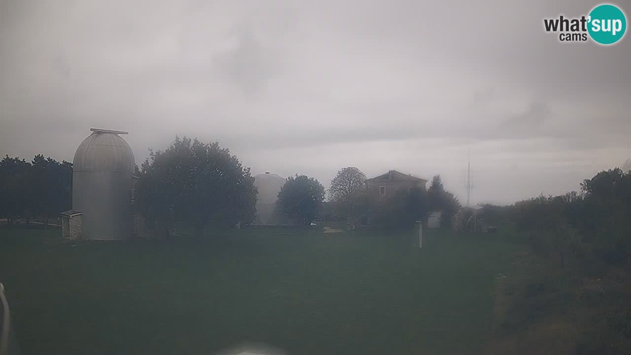 Observatorij Višnjan spletna kamera – Odkrivajte nebo, asteroide, komete in meteorite