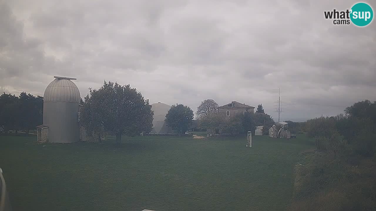 Višnjan Observatory Live Webcam – Explore the Sky, Asteroids, Comets, and Meteoroids