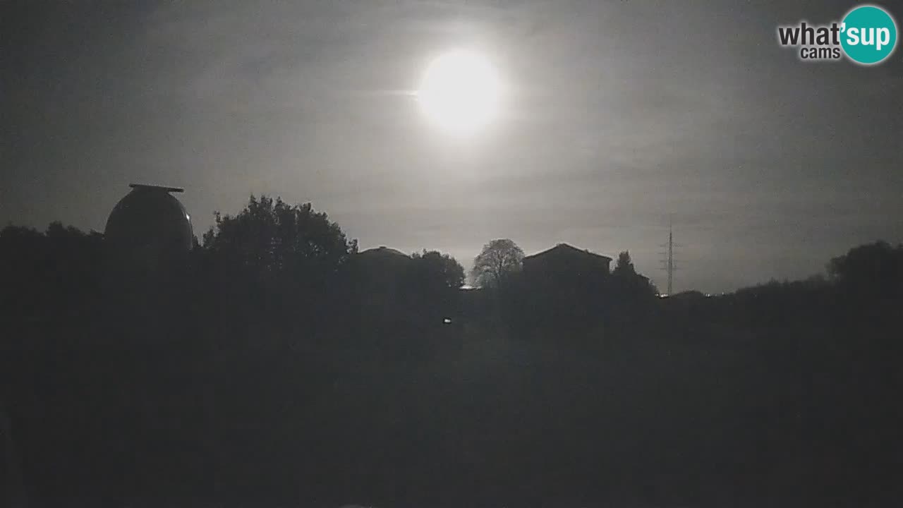 Višnjan Observatory Live Webcam – Explore the Sky, Asteroids, Comets, and Meteoroids