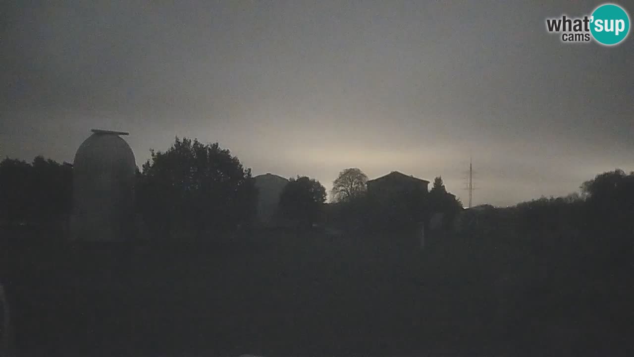 Observatorij Višnjan spletna kamera – Odkrivajte nebo, asteroide, komete in meteorite