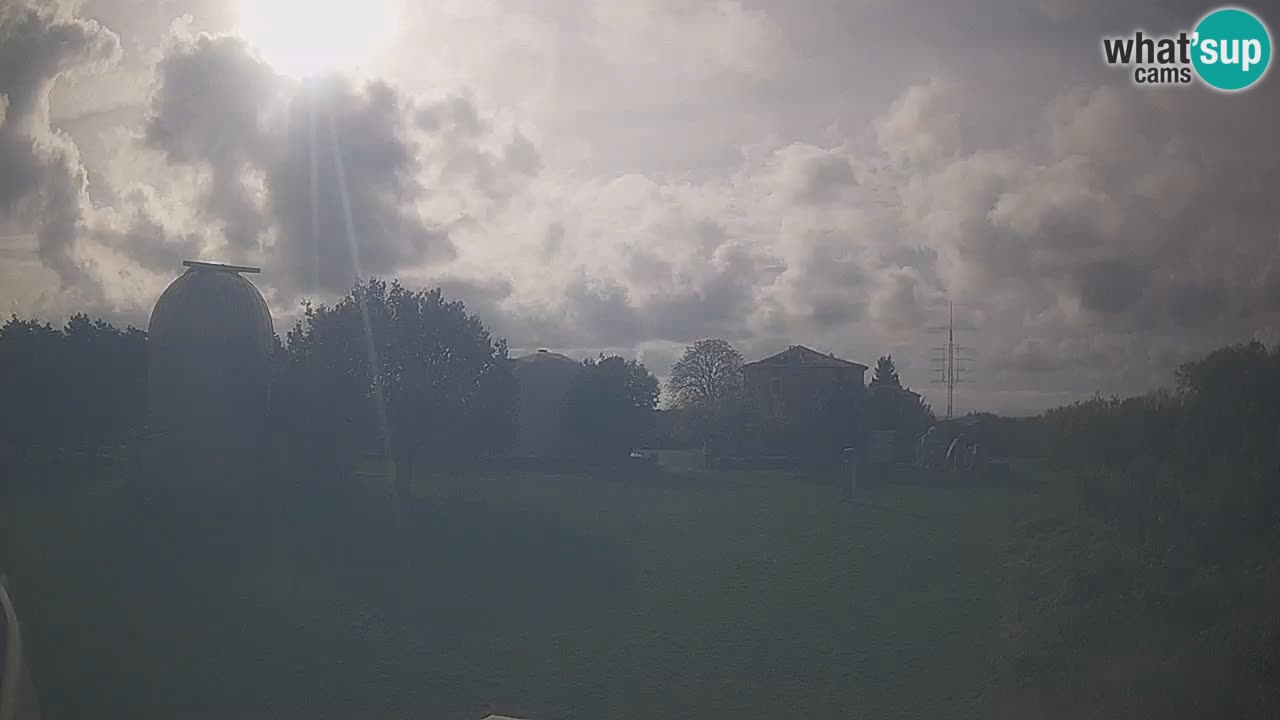 Observatorij Višnjan spletna kamera – Odkrivajte nebo, asteroide, komete in meteorite