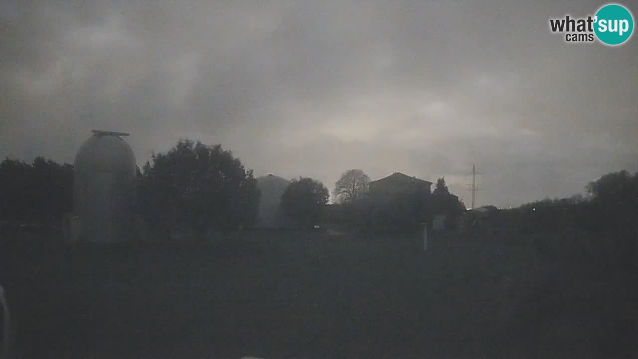 Višnjan Observatory Live Webcam – Explore the Sky, Asteroids, Comets, and Meteoroids