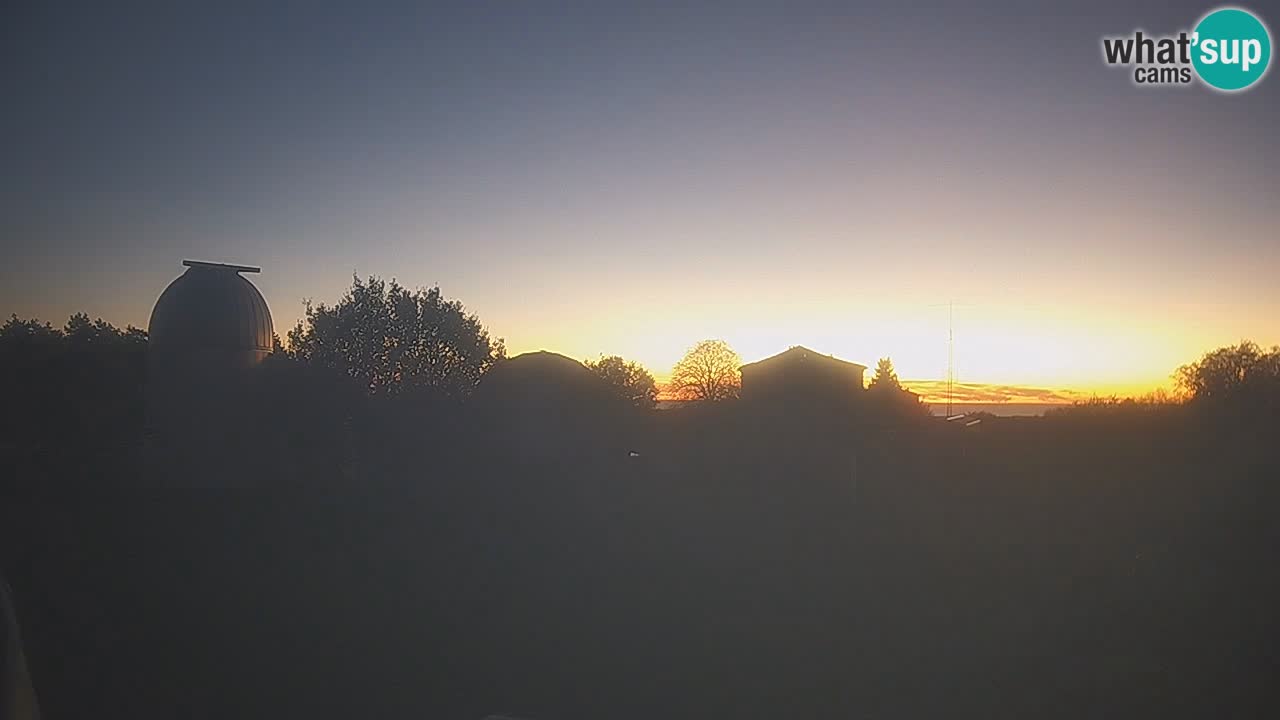 Višnjan Observatory Live Webcam – Explore the Sky, Asteroids, Comets, and Meteoroids