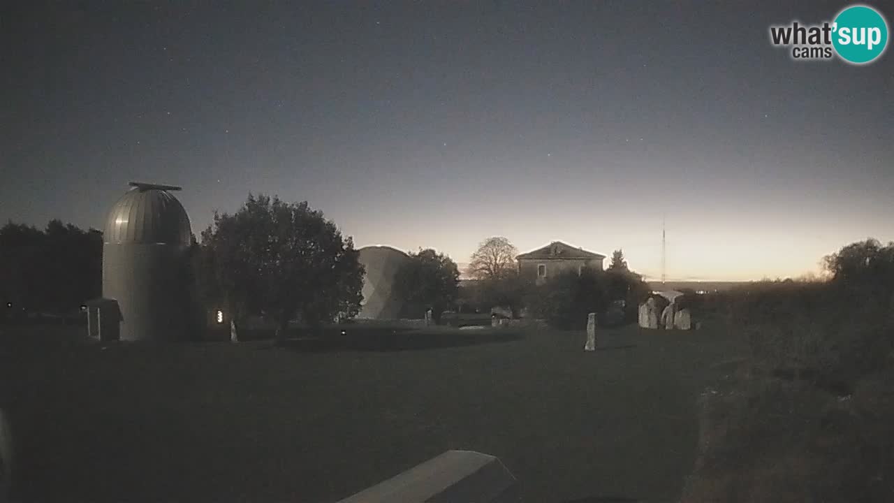 Višnjan Observatory Live Webcam – Explore the Sky, Asteroids, Comets, and Meteoroids