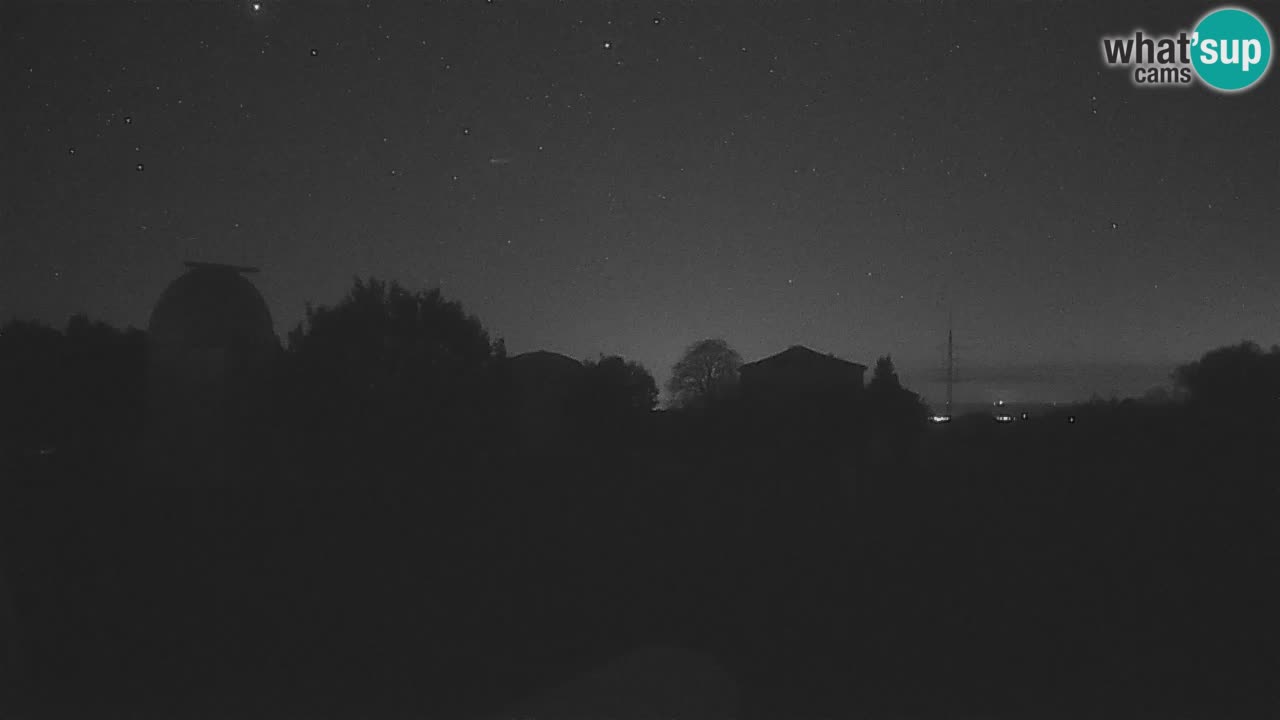 Višnjan Observatory Live Webcam – Explore the Sky, Asteroids, Comets, and Meteoroids