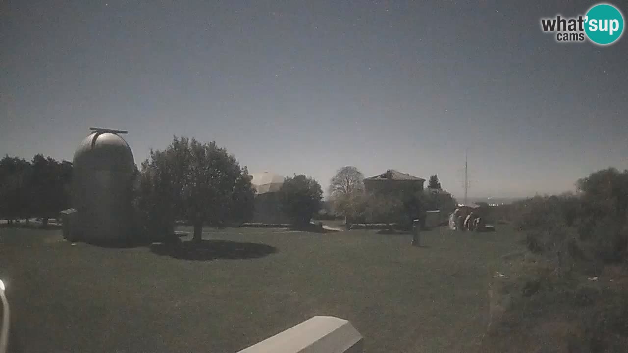 Višnjan Observatory Live Webcam – Explore the Sky, Asteroids, Comets, and Meteoroids