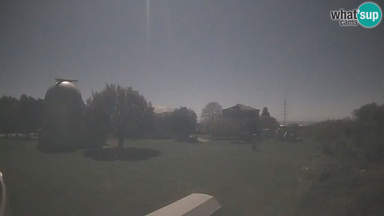 Višnjan Observatory Live Webcam – Explore the Sky, Asteroids, Comets, and Meteoroids