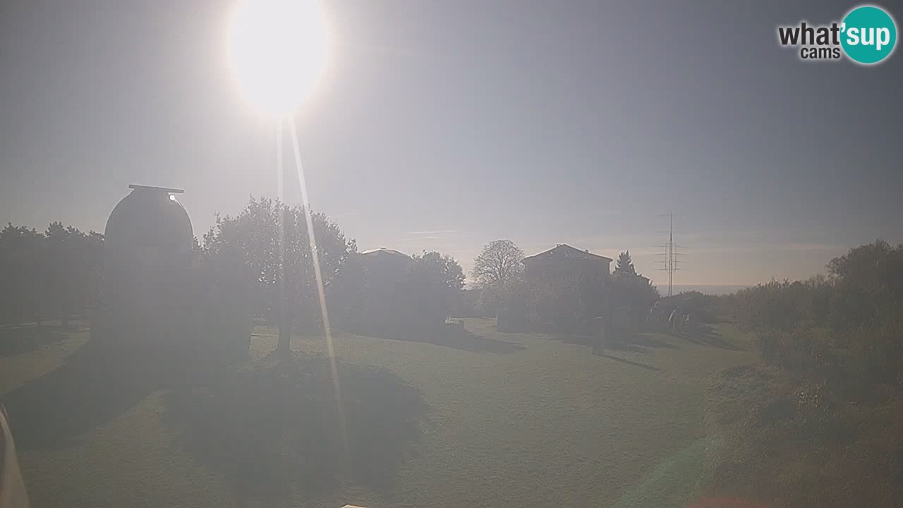 Cámara web en vivo del Observatorio de Višnjan: explora el cielo, los asteroides, cometas y meteoroides