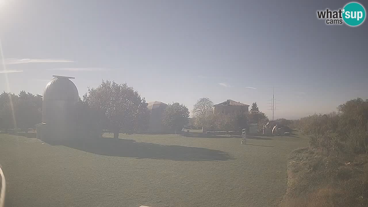 Observatorij Višnjan spletna kamera – Odkrivajte nebo, asteroide, komete in meteorite