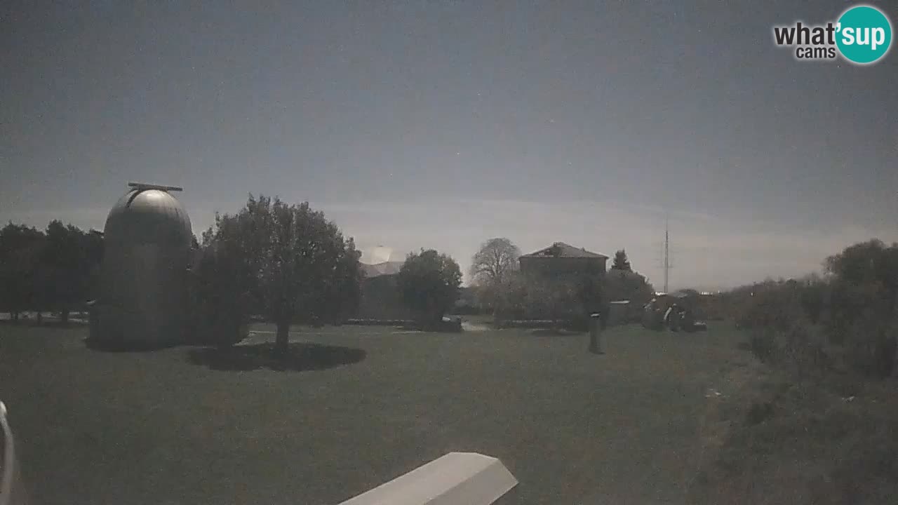 Višnjan Observatory Live Webcam – Explore the Sky, Asteroids, Comets, and Meteoroids