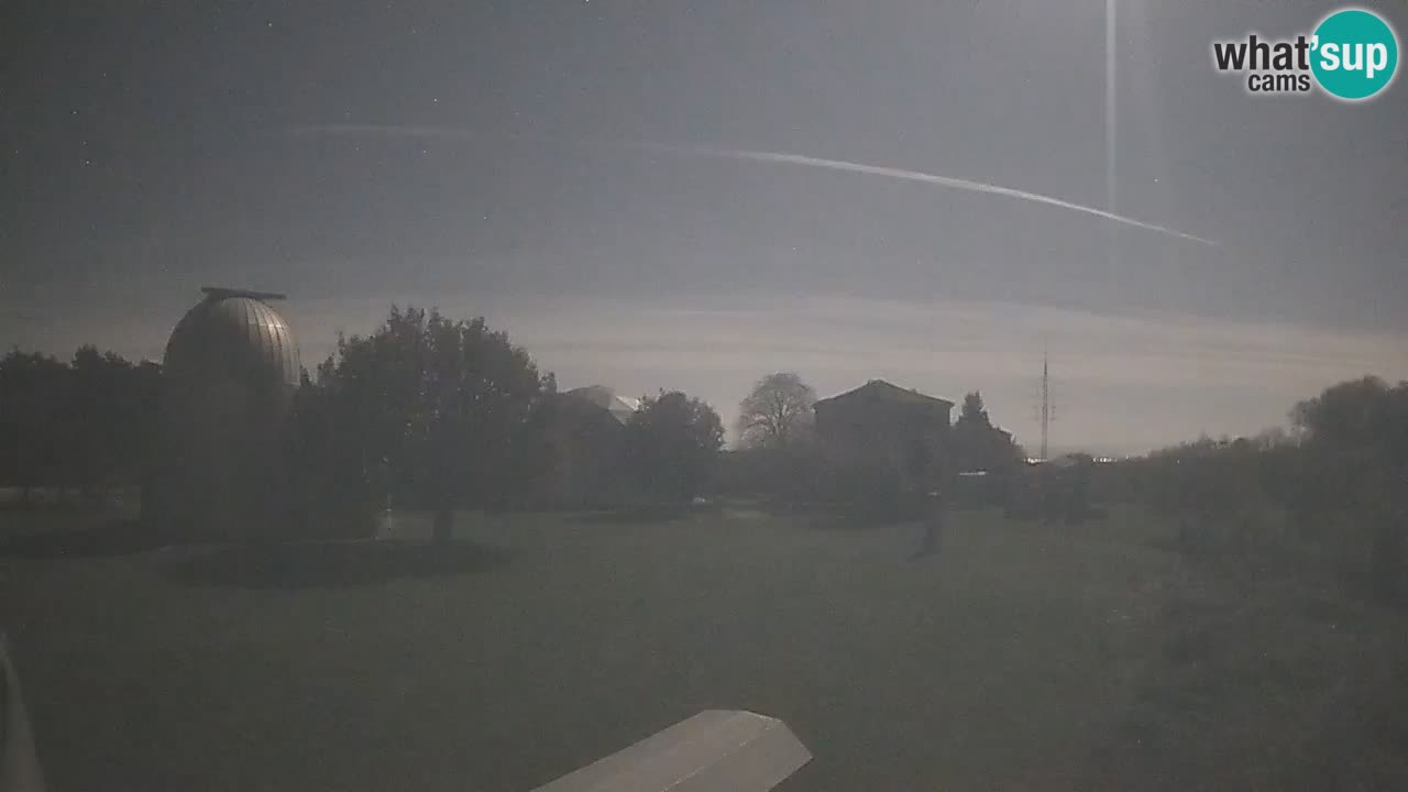 Višnjan Observatory Live Webcam – Explore the Sky, Asteroids, Comets, and Meteoroids