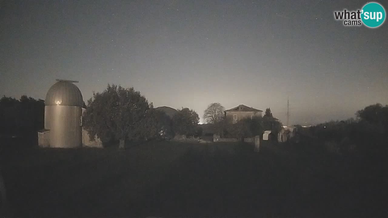 Višnjan Observatory Live Webcam – Explore the Sky, Asteroids, Comets, and Meteoroids