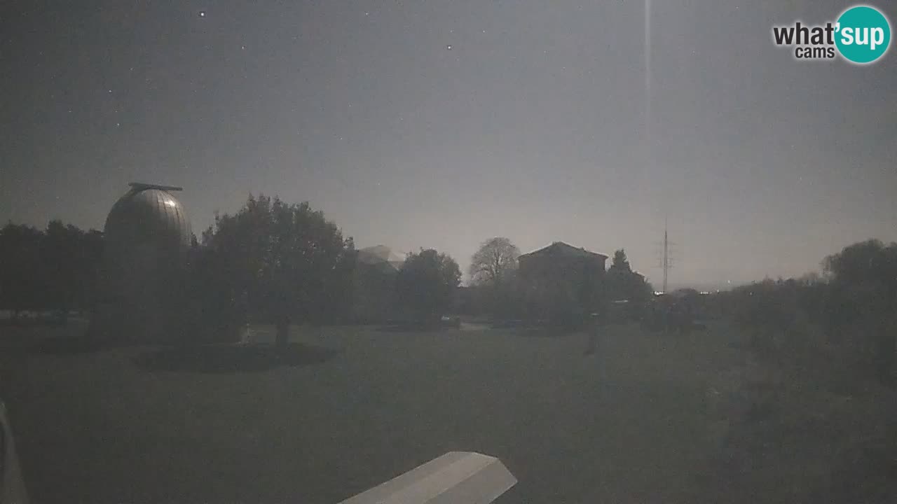 Višnjan Observatory Live Webcam – Explore the Sky, Asteroids, Comets, and Meteoroids