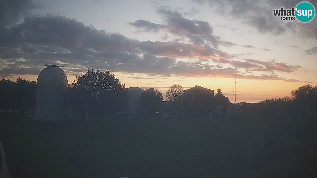 Višnjan Observatory Live Webcam – Explore the Sky, Asteroids, Comets, and Meteoroids