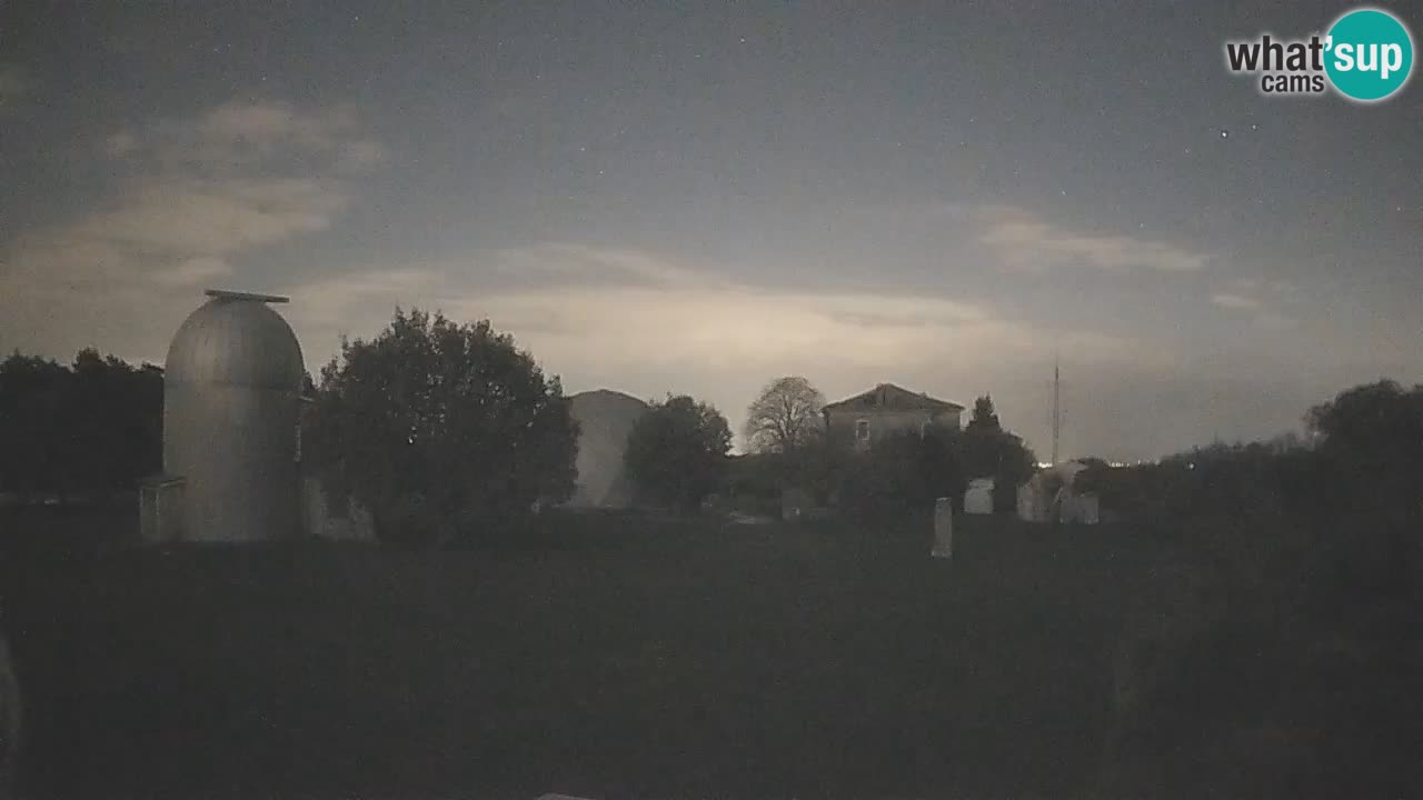 Višnjan Observatory Live Webcam – Explore the Sky, Asteroids, Comets, and Meteoroids