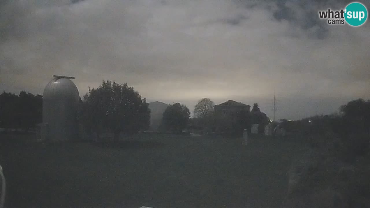 Višnjan Observatory Live Webcam – Explore the Sky, Asteroids, Comets, and Meteoroids