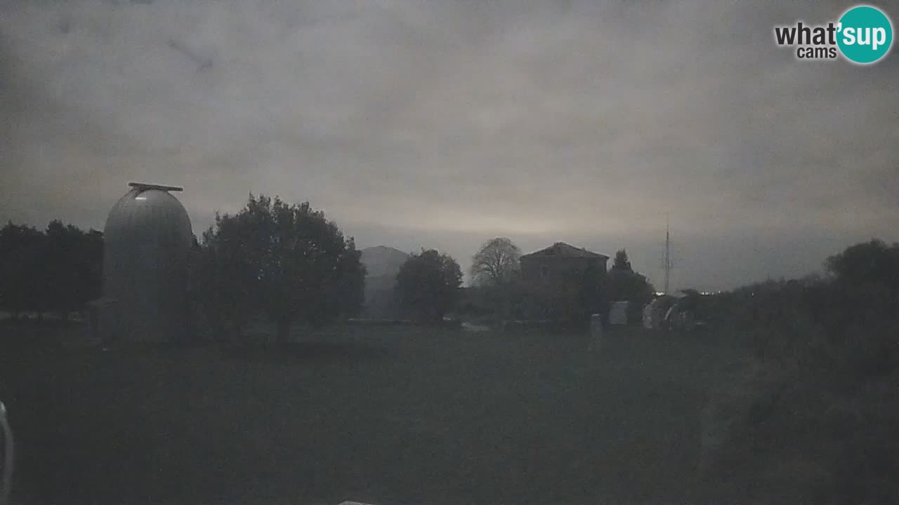 Višnjan Observatory Live Webcam – Explore the Sky, Asteroids, Comets, and Meteoroids