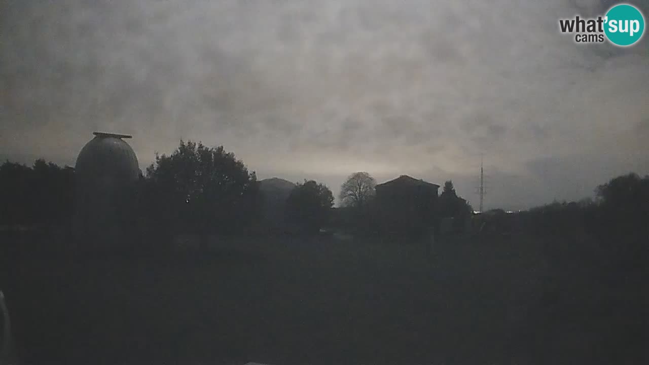 Višnjan Observatory Live Webcam – Explore the Sky, Asteroids, Comets, and Meteoroids