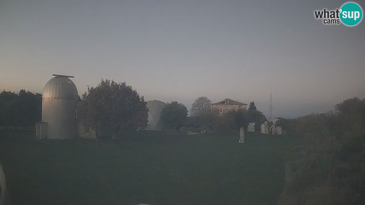 Višnjan Observatory Live Webcam – Explore the Sky, Asteroids, Comets, and Meteoroids