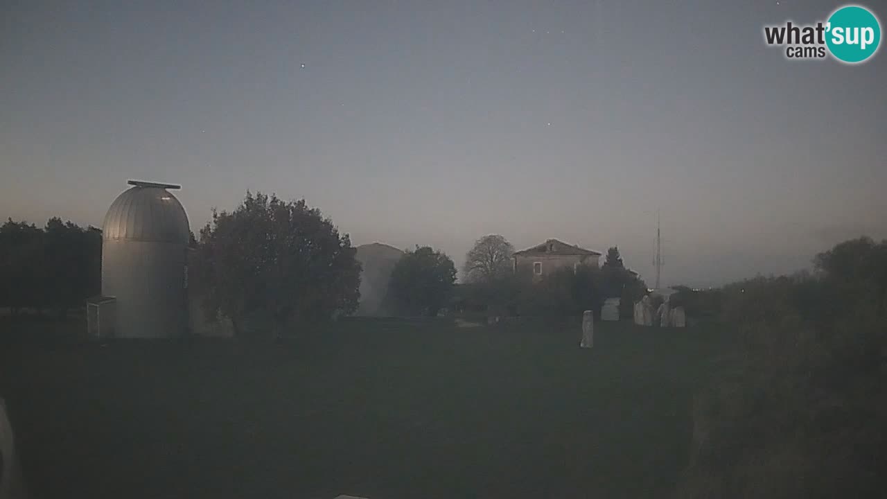 Višnjan Observatory Live Webcam – Explore the Sky, Asteroids, Comets, and Meteoroids