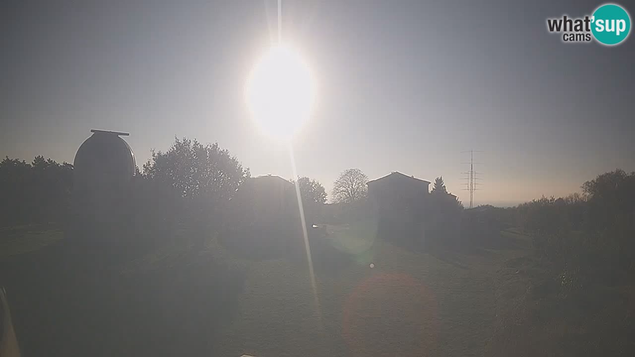 Cámara web en vivo del Observatorio de Višnjan: explora el cielo, los asteroides, cometas y meteoroides