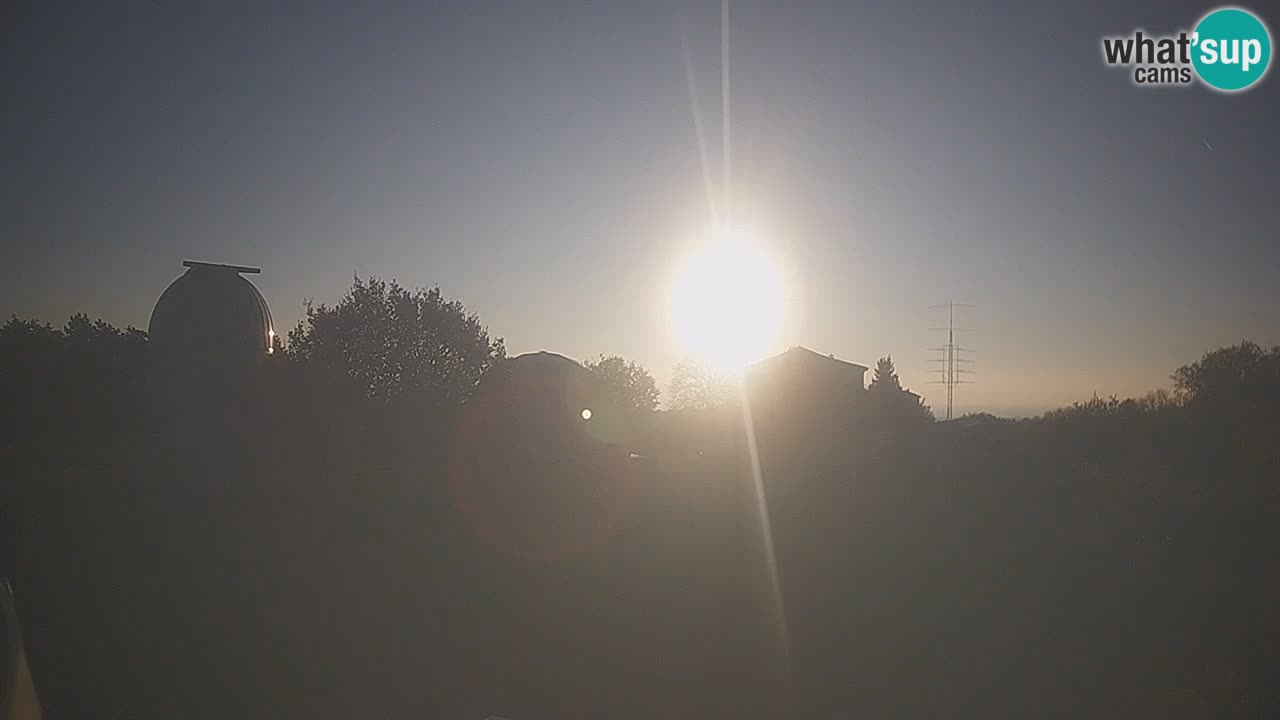 Observatorij Višnjan spletna kamera – Odkrivajte nebo, asteroide, komete in meteorite