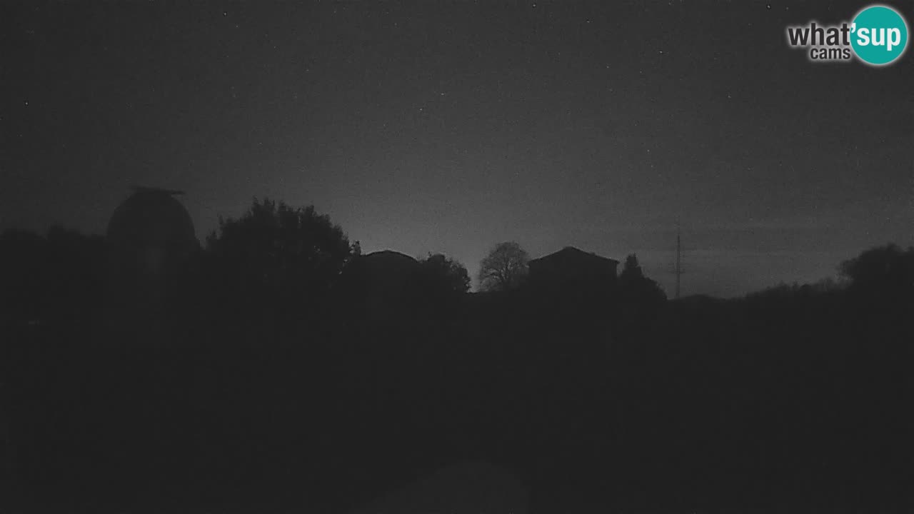 Observatorij Višnjan spletna kamera – Odkrivajte nebo, asteroide, komete in meteorite