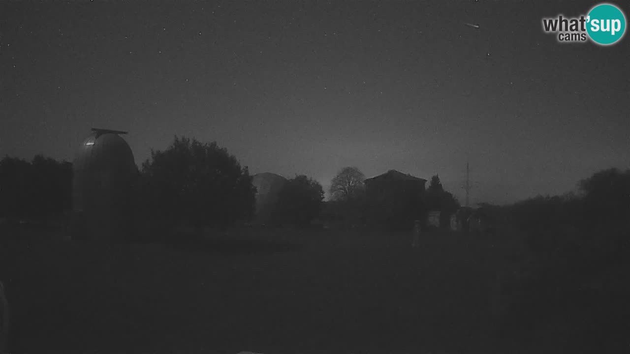 Višnjan Observatory Live Webcam – Explore the Sky, Asteroids, Comets, and Meteoroids