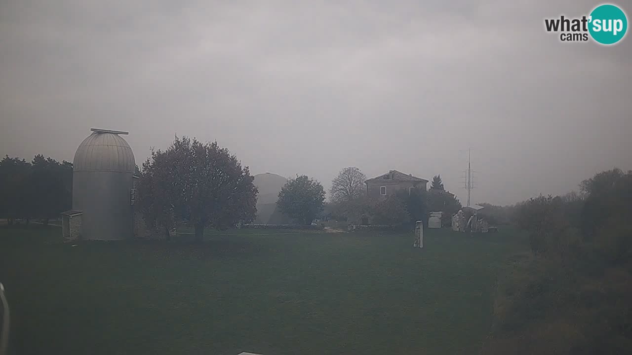 Cámara web en vivo del Observatorio de Višnjan: explora el cielo, los asteroides, cometas y meteoroides