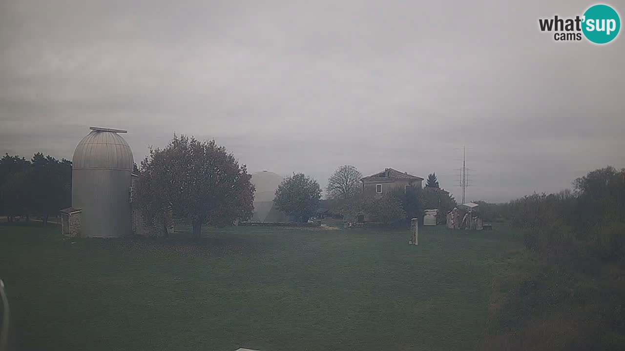 Cámara web en vivo del Observatorio de Višnjan: explora el cielo, los asteroides, cometas y meteoroides