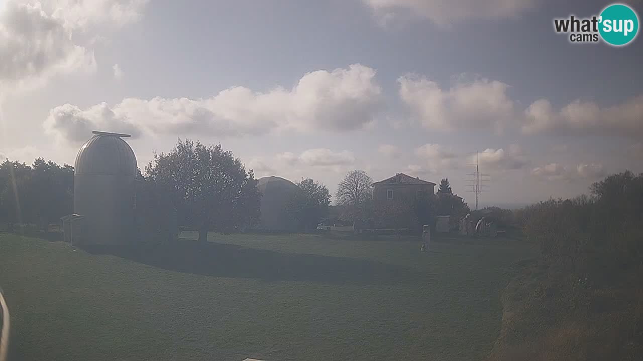 Observatorij Višnjan spletna kamera – Odkrivajte nebo, asteroide, komete in meteorite