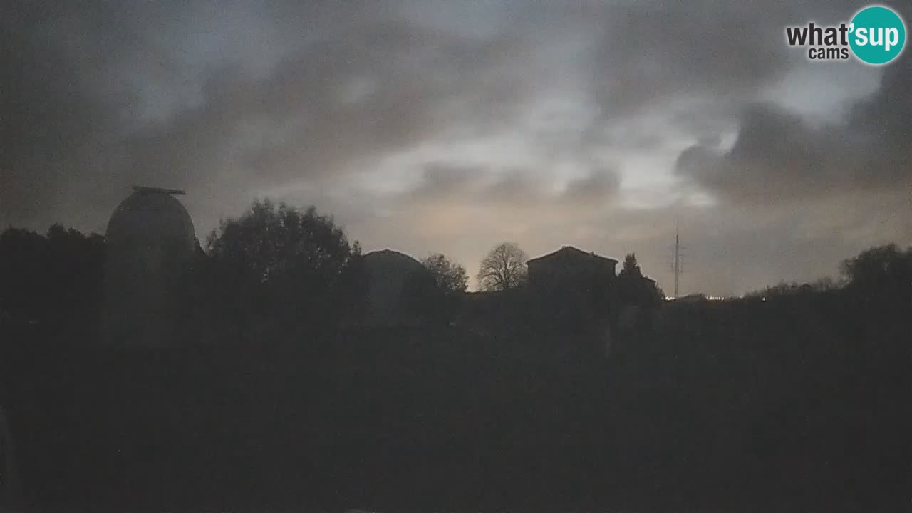 Višnjan Observatory Live Webcam – Explore the Sky, Asteroids, Comets, and Meteoroids