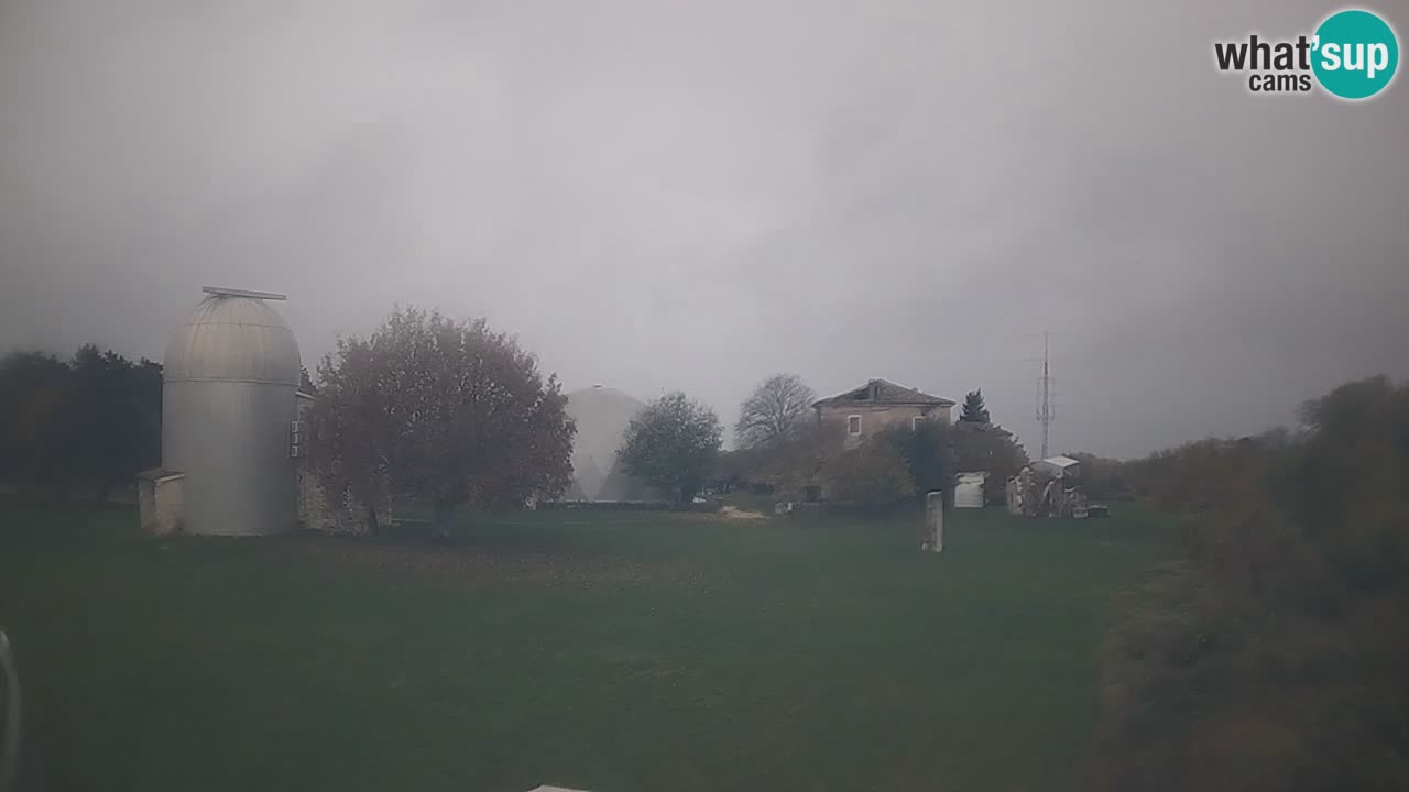 Višnjan-Observatorium Live Webcam – Explore the Sky, Asteroids, Comets, and Meteoroids