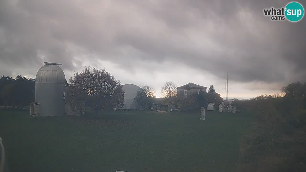 Višnjan Observatory Live Webcam – Explore the Sky, Asteroids, Comets, and Meteoroids