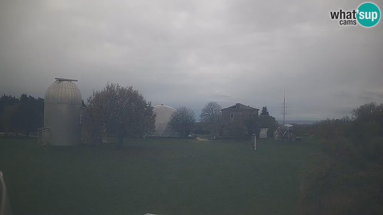 Višnjan Observatory Live Webcam – Explore the Sky, Asteroids, Comets, and Meteoroids