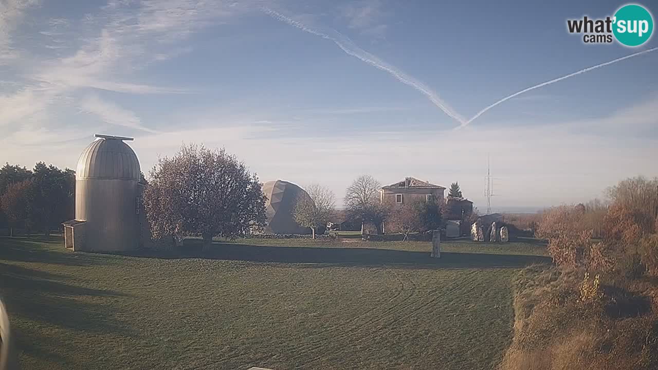Cámara web en vivo del Observatorio de Višnjan: explora el cielo, los asteroides, cometas y meteoroides