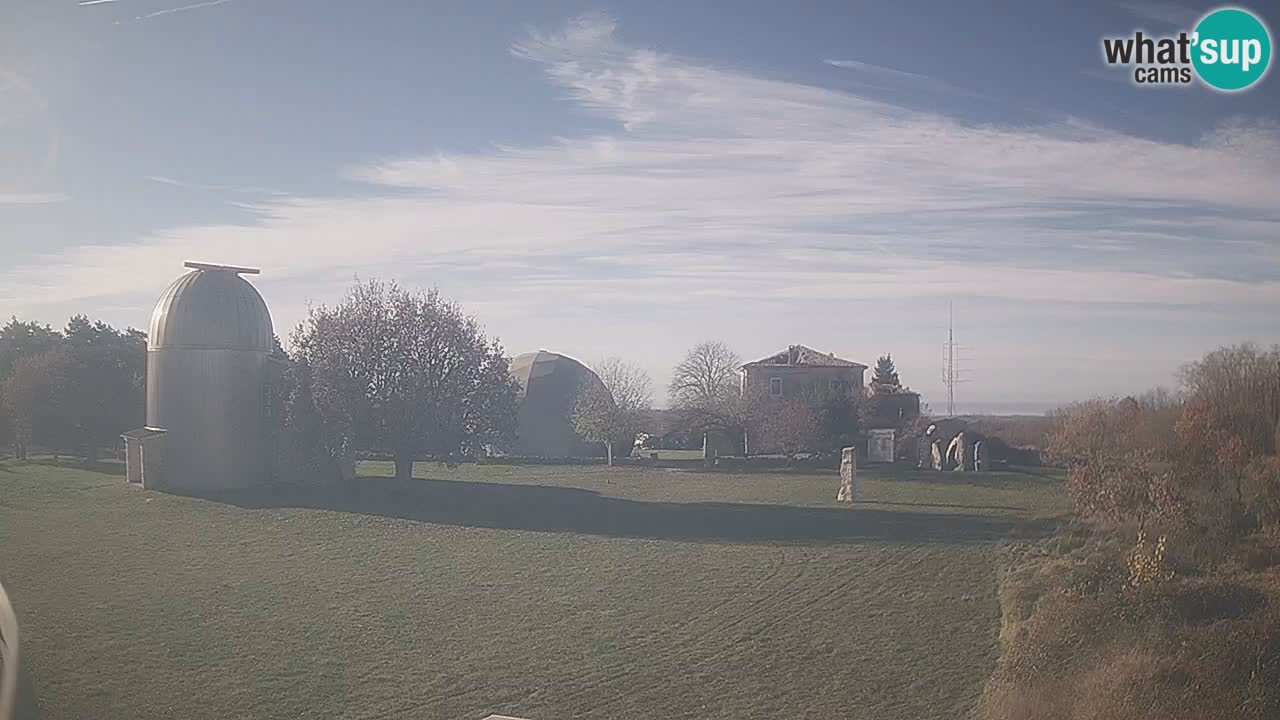 Cámara web en vivo del Observatorio de Višnjan: explora el cielo, los asteroides, cometas y meteoroides